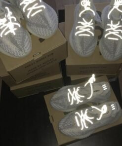 Yeezy Sneakers Pallets